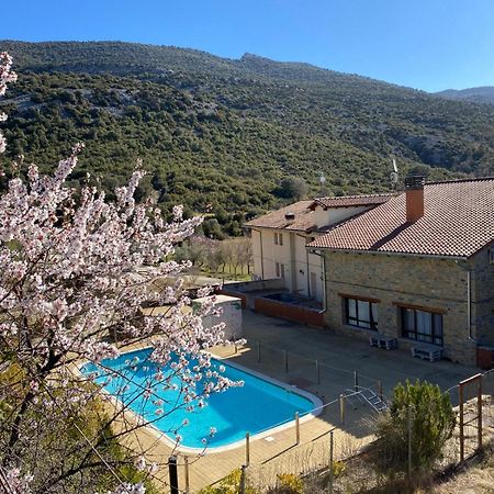 Hotel Guara Inluka Las Almunias Extérieur photo