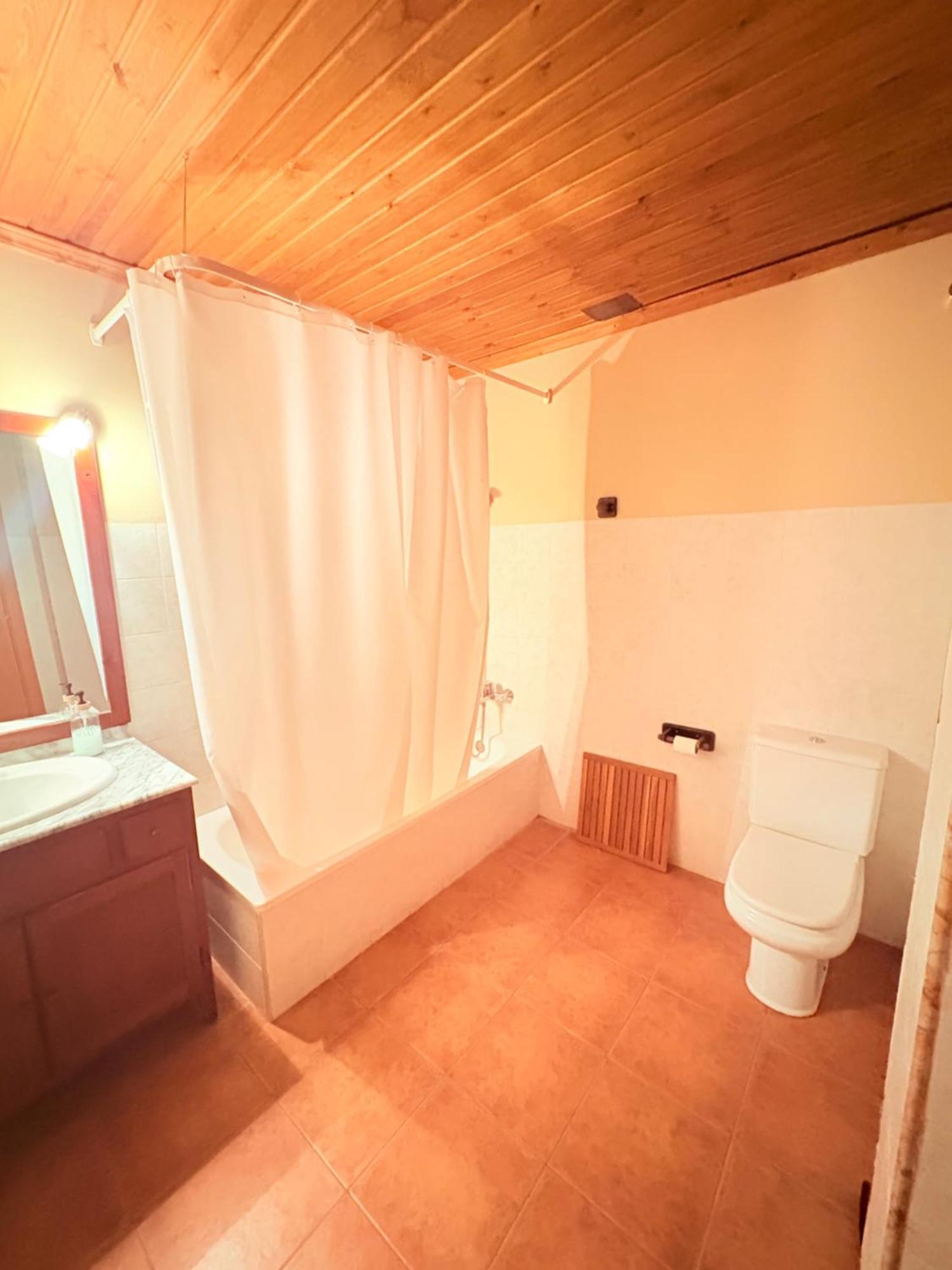 Hotel Guara Inluka Las Almunias Chambre photo