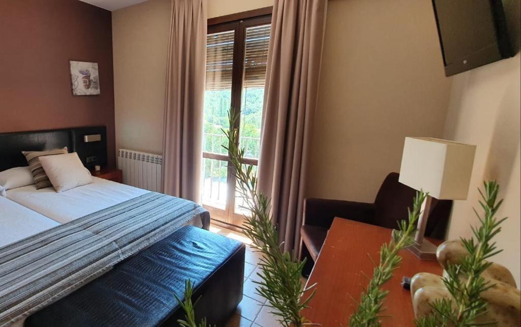 Hotel Guara Inluka Las Almunias Chambre photo