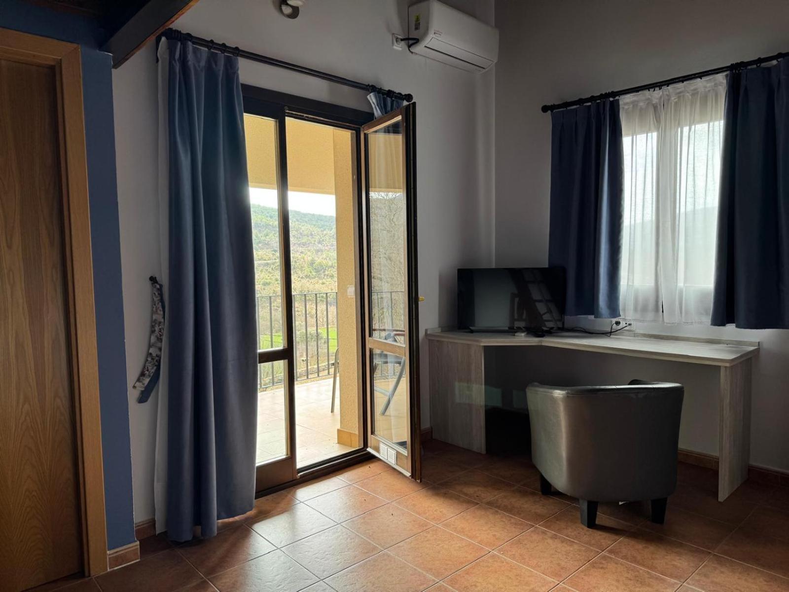 Hotel Guara Inluka Las Almunias Extérieur photo